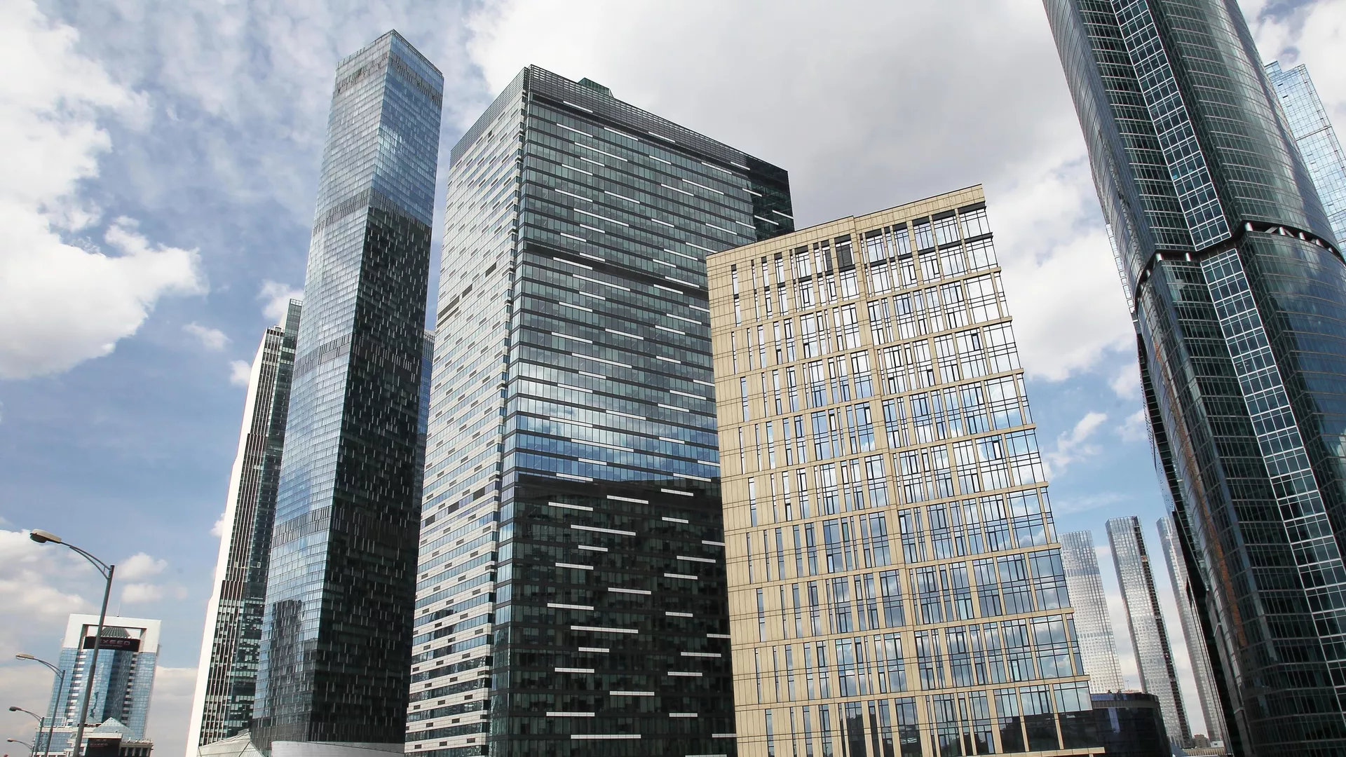 Telegram и иностранные мессенджеры не в белом списке России