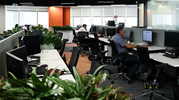 Аналитики о парадоксах на российском рынке труда в 2025 году