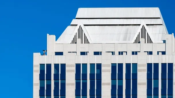 Пропавшие деньги: как россияне пытаются вернуть свои активы за границей